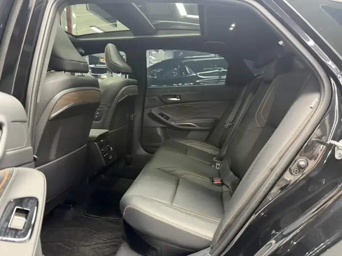 Toyota Avalon 2026 Model Intelligent Hybrid 2.0L E-CVT Deluxe Edition – фото 10