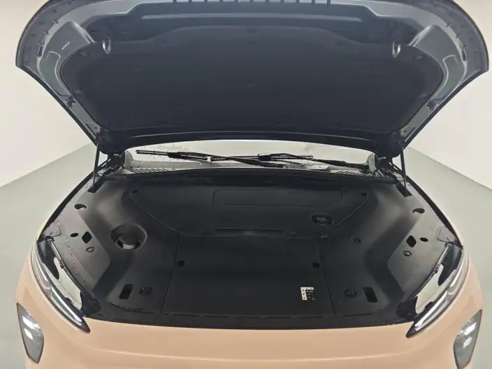 NIO ES8 2023 Model 100kWh Signature Edition – фото 10