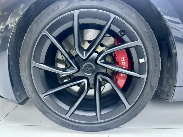 Model 3 2024 Model High performance All-wheel drive version – фото 9