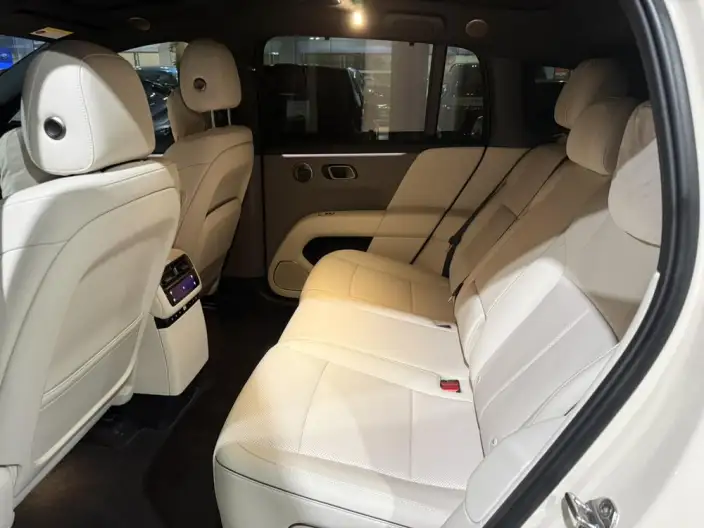 Li Auto i6 2025 Model 4WD Standard Edition – фото 10