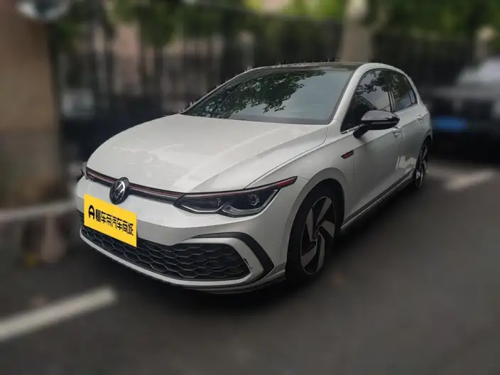 Volkswagen Golf GTI 2021 Model 380TSI DSG GTI – фото 1