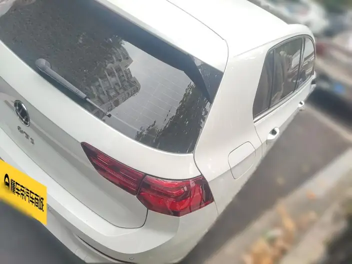 Volkswagen Golf GTI 2021 Model 380TSI DSG GTI – фото 2
