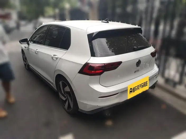 Volkswagen Golf GTI 2021 Model 380TSI DSG GTI – фото 4