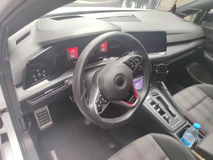 Volkswagen Golf GTI 2021 Model 380TSI DSG GTI – фото 7