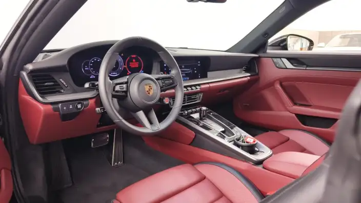 PORSCHE 911 2025 Model Carrera 3.0T – фото 9