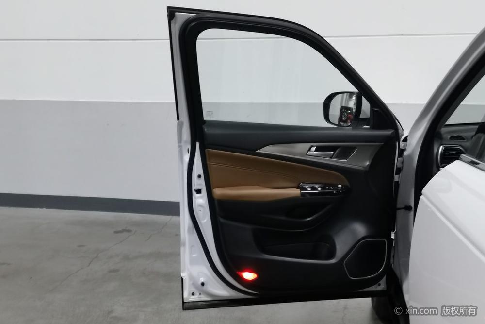 Changan CS95 2017 2.0T 2WD Smart Journey – фото 23