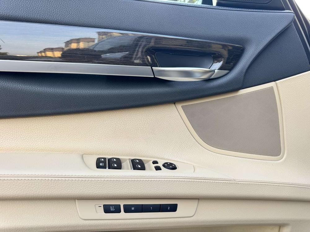 BMW 7 Series 2013 модификация 740Li xDrive – фото 11