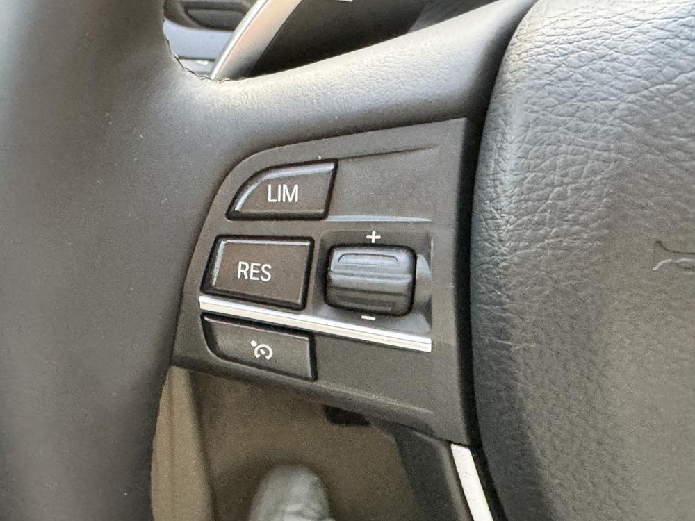 BMW 7 Series 2013 модификация 740Li xDrive – фото 14