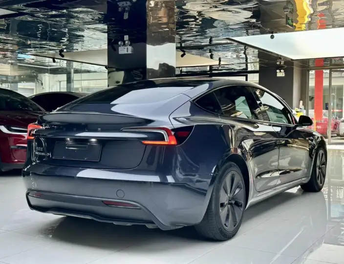 Model 3 2023 Model Long Battery Life Pro All-wheel drive version – фото 6