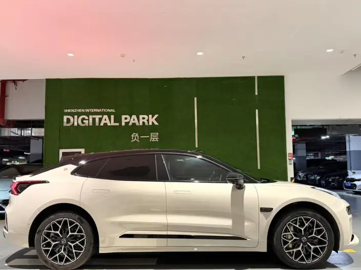 ZEEKR 001 2026 Model Ultra Edition 103kWh 4WD – фото 7