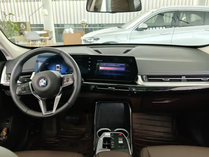 BMW X1 2023 Model sDrive25Li X Design Set – фото 7