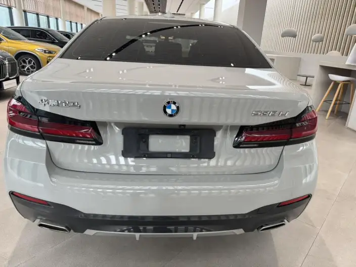 BMW 5 Series 2022 Model 530Li Exclusive Model M Sports Set – фото 4