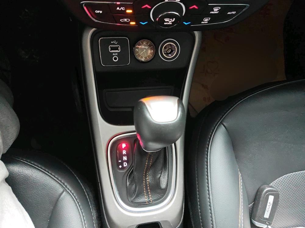 Jeep Compass 2017 200T Automatic Family Enjoyment – фото 10