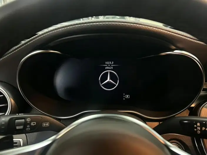 Mercedes-Benz GLC 2022 Model Facelift GLC 300 L 4MATIC Dynamic Model Collector Edition – фото 7