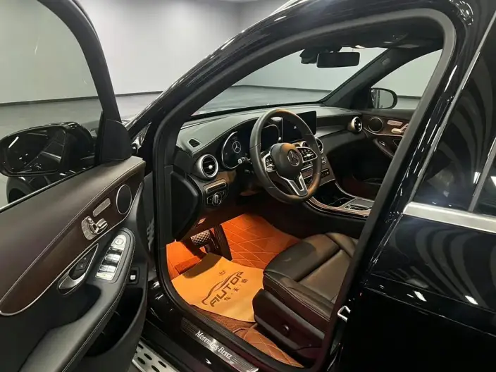 Mercedes-Benz GLC 2022 Model Facelift GLC 300 L 4MATIC Dynamic Model Collector Edition – фото 8
