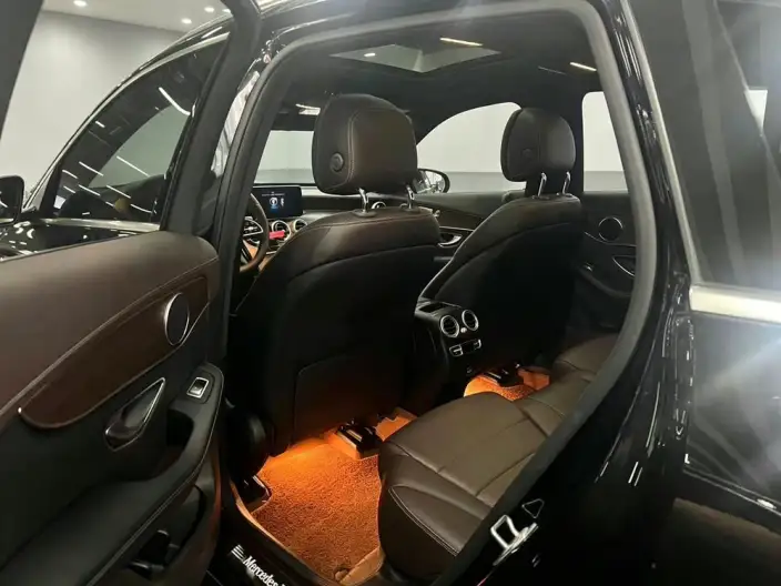 Mercedes-Benz GLC 2022 Model Facelift GLC 300 L 4MATIC Dynamic Model Collector Edition – фото 9