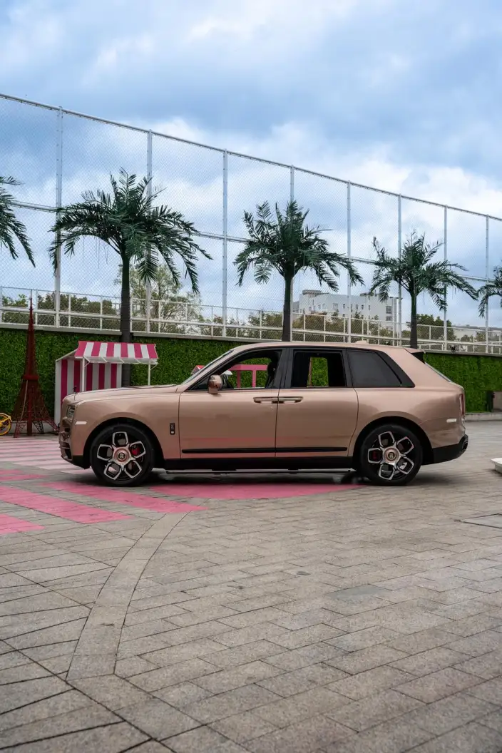 Cullinan 2020 Model Black Badge – фото 4