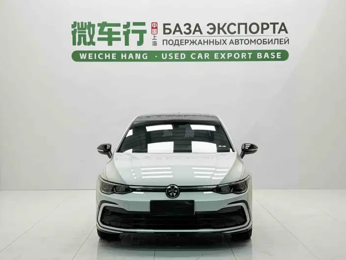 Volkswagen Golf 2023 Model 280TSI DSG R-Line Lite – фото 2