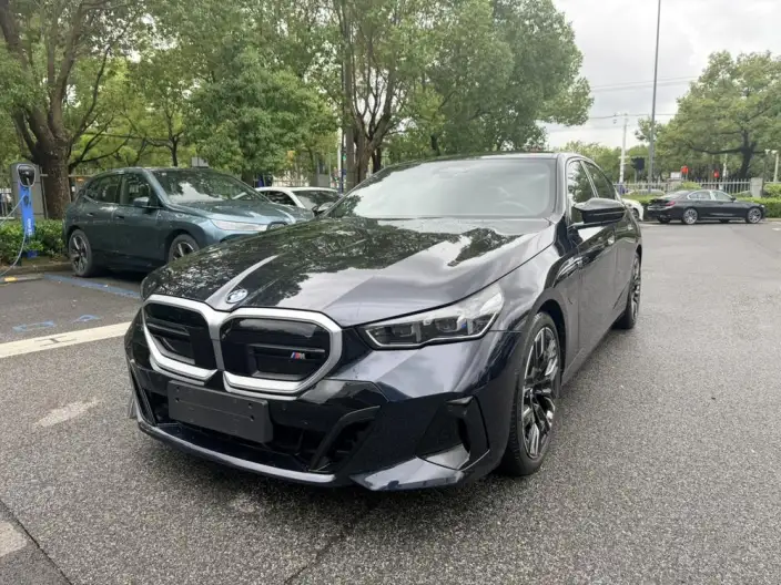 BMW i5 Imported 2024 Model M60 xDrive – фото 1