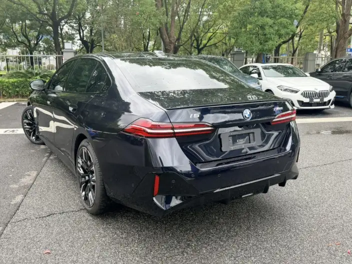 BMW i5 Imported 2024 Model M60 xDrive – фото 5