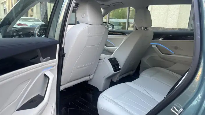 Volkswagen Tiguan L PHEV 2026 Model ePro Ultimate Edition – фото 9