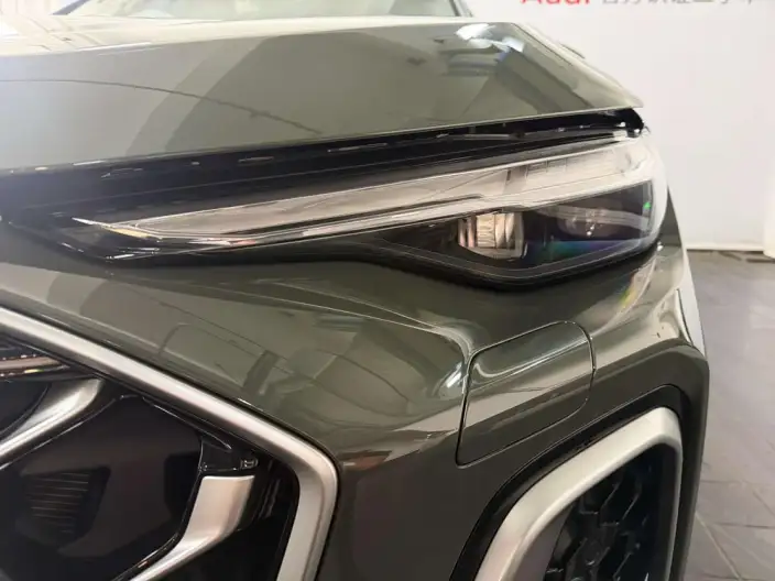 Audi Q5L 2026 Model 2.0T 10M Users Edition Edition – фото 8