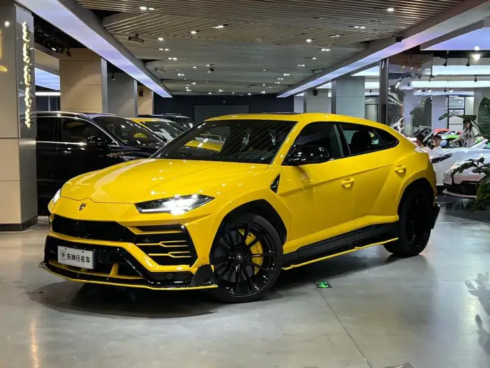 Urus 2021 Model 4.0T V8 – фото 1