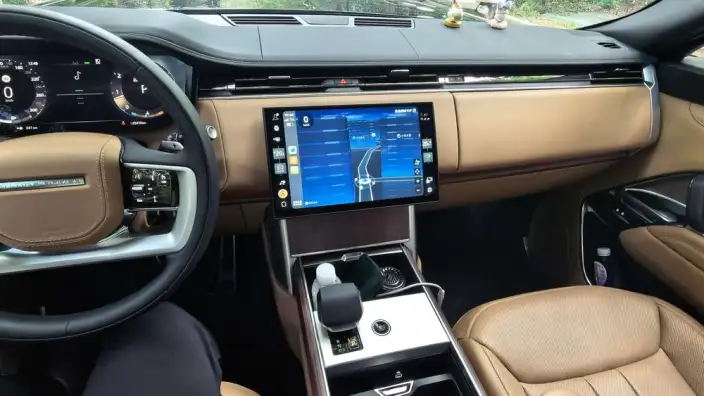 Range Rover 2025 Model 3.0 L6 400PS Shengshi Extended Edition – фото 9