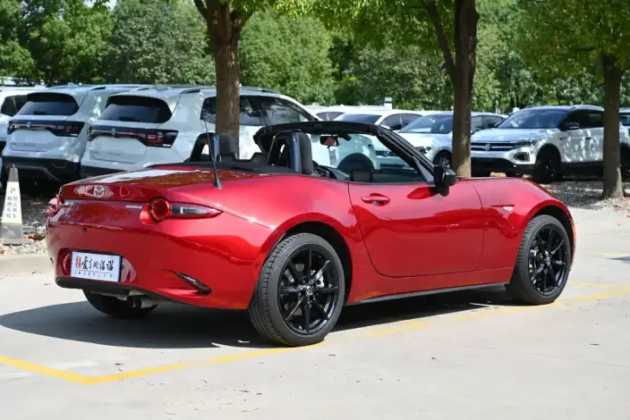 Mazda MX-5 2023 Model 2.0L Manual Rear Drive 2 seat Parallel Imported – фото 7