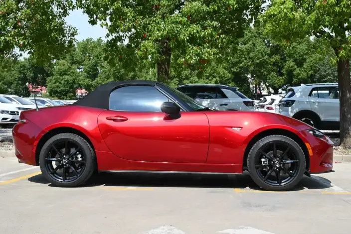 Mazda MX-5 2023 Model 2.0L Manual Rear Drive 2 seat Parallel Imported – фото 8