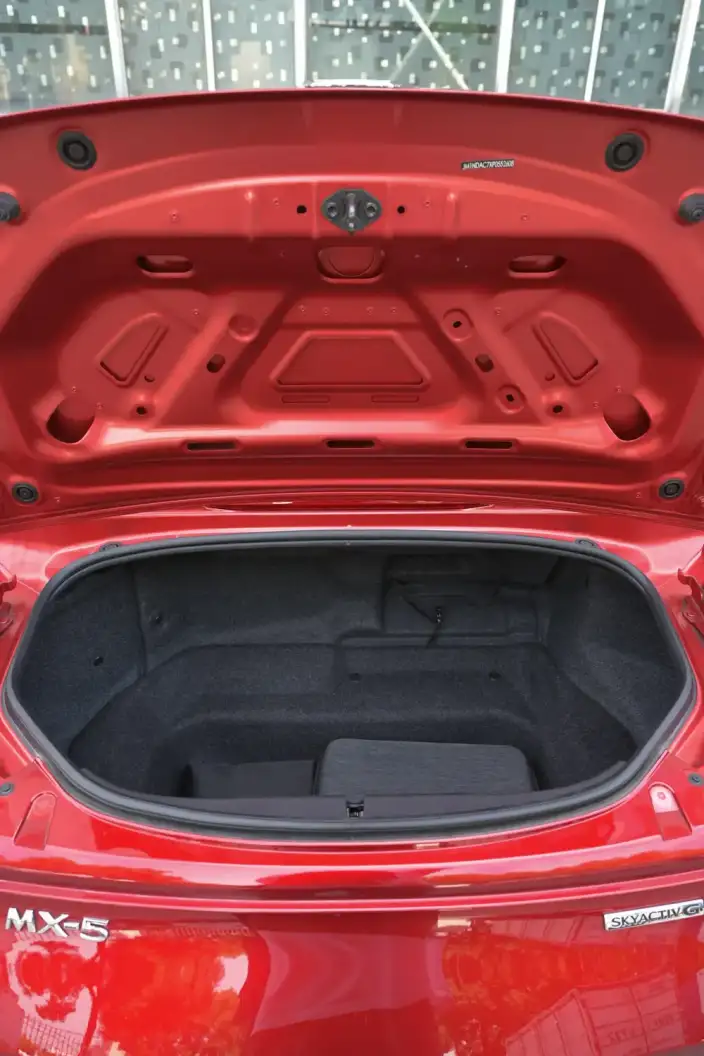 Mazda MX-5 2023 Model 2.0L Manual Rear Drive 2 seat Parallel Imported – фото 10