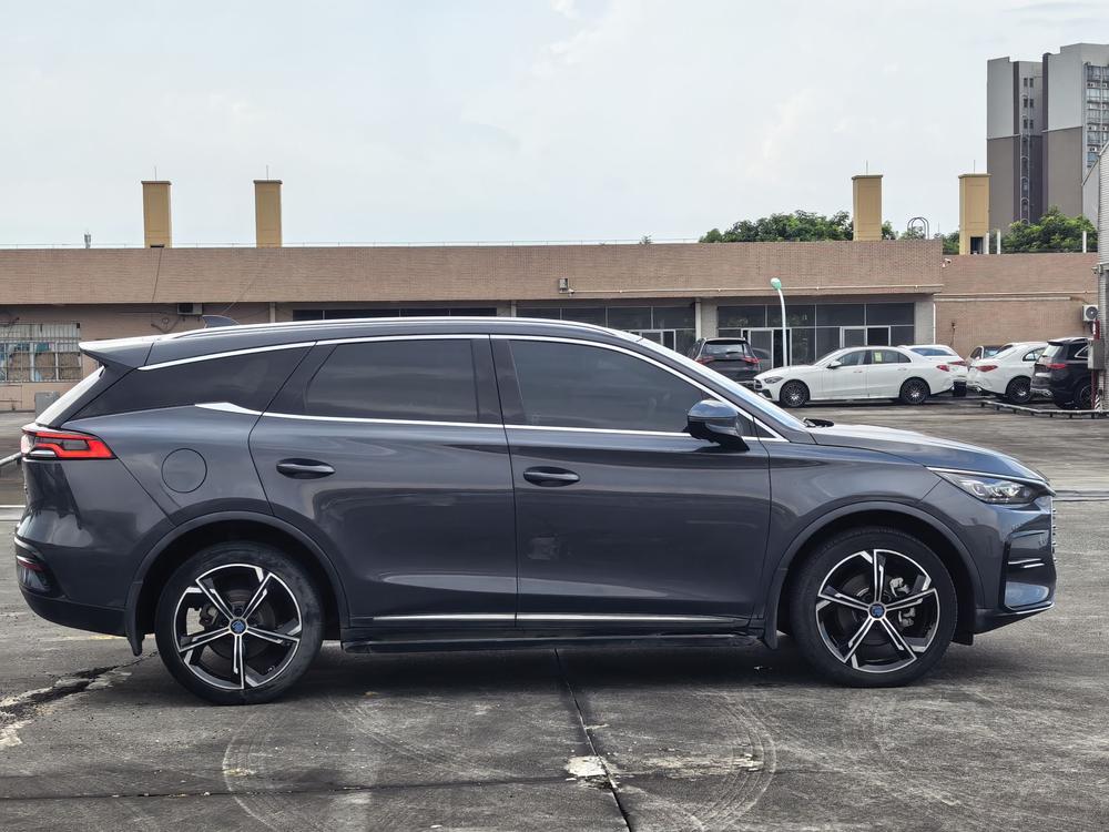 BYD Tang DM Модель 2021 года DM-i 1.5T 112KM Honor – фото 8