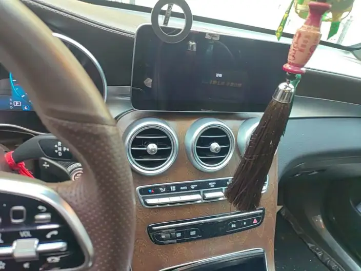 Mercedes-Benz GLC 2022 Model Facelift GLC 300 L 4MATIC Dynamic Model – фото 8