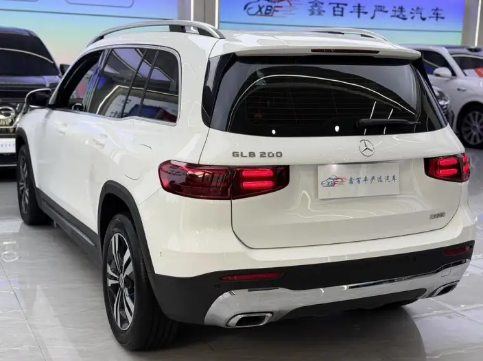 Mercedes-Benz GLB 2024 Model Facelift GLB 200 Dynamic Model – фото 4