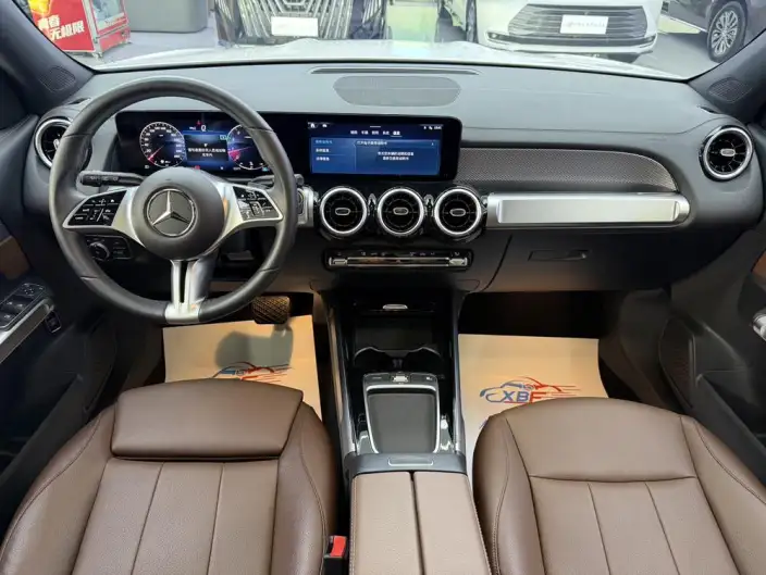 Mercedes-Benz GLB 2024 Model Facelift GLB 200 Dynamic Model – фото 8