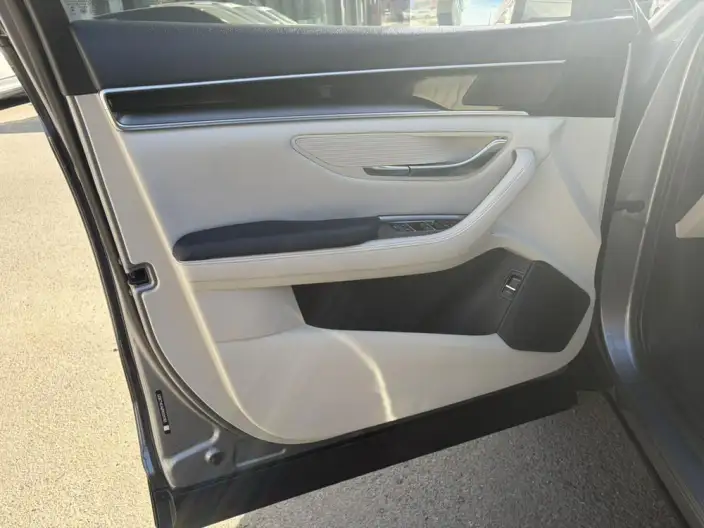 BYD Song PLUS DM 2023 Model DM-i Champion Edition 110KM Flagship Model – фото 10