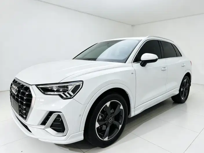 AUDI Q3 2023 Model 35 TFSI Fashion Dynamic Model – фото 1