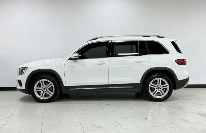 Mercedes-Benz GLB 2022 Model Facelift GLB 180 Dynamic Model – фото 4