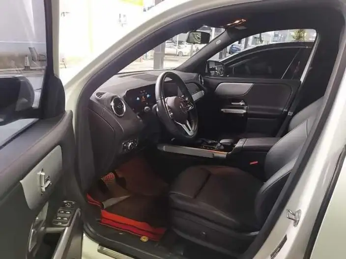 Mercedes-Benz GLB 2022 Model Facelift GLB 180 Dynamic Model – фото 10