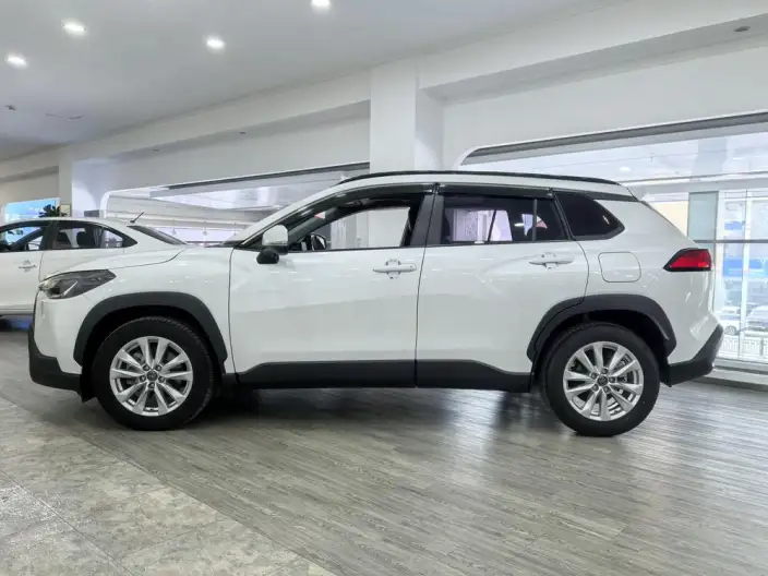 Toyota Corolla Cross 2023 Model 2.0L CVT Elite Edition – фото 3