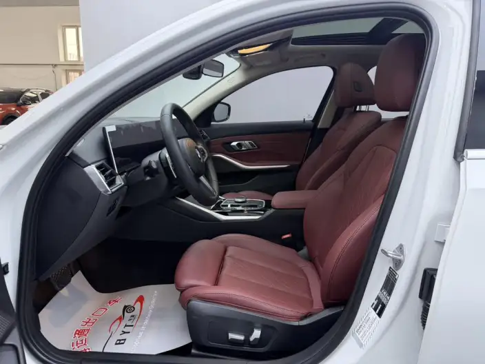 BMW 3 Series 2023 Model 320Li M Sports Set – фото 10