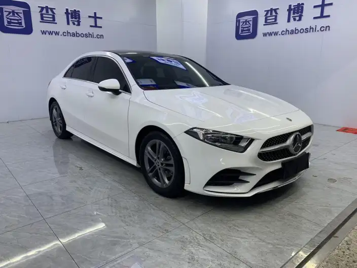 Mercedes-Benz A-class 2022 Model Facelift A 180 L Sports sedan – фото 3