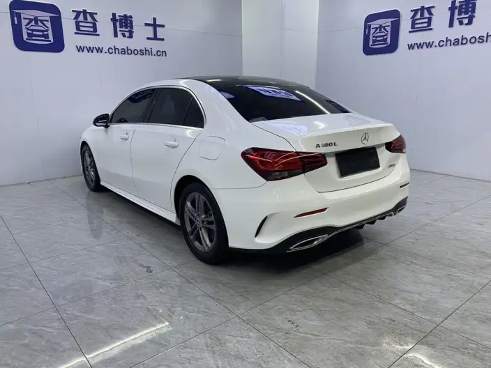 Mercedes-Benz A-class 2022 Model Facelift A 180 L Sports sedan – фото 4