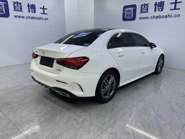 Mercedes-Benz A-class 2022 Model Facelift A 180 L Sports sedan – фото 6