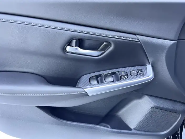 Nissan Sylphy 2023 Model Facelift 1.6L CVT Yuexiang Edition – фото 9