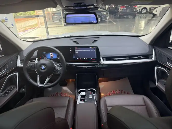 BMW X1 2023 Model sDrive20Li X Design Set – фото 9