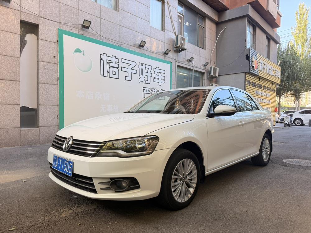 Volkswagen Bora 2014 модификация 1.6L Automatic Luxury – фото 1