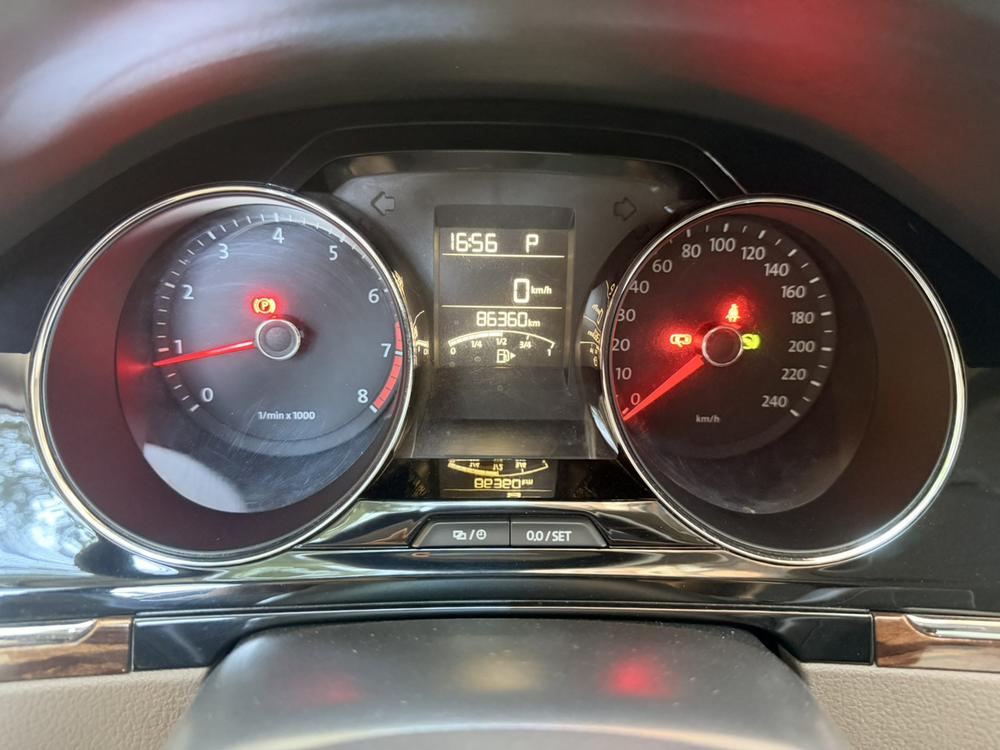 Volkswagen Bora 2014 модификация 1.6L Automatic Luxury – фото 9