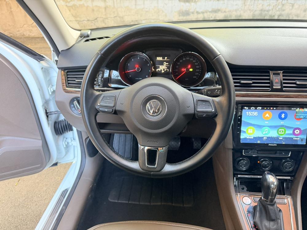 Volkswagen Bora 2014 модификация 1.6L Automatic Luxury – фото 10