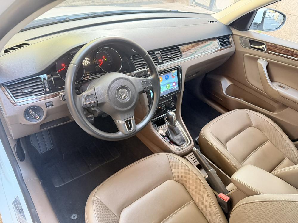 Volkswagen Bora 2014 модификация 1.6L Automatic Luxury – фото 11
